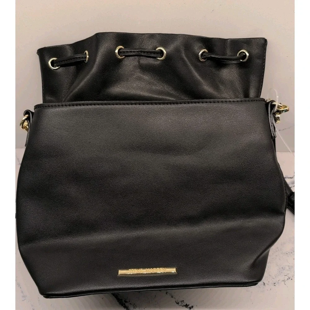 STEVE MADDEN BDaniela faux-leather black bucket bag NWT